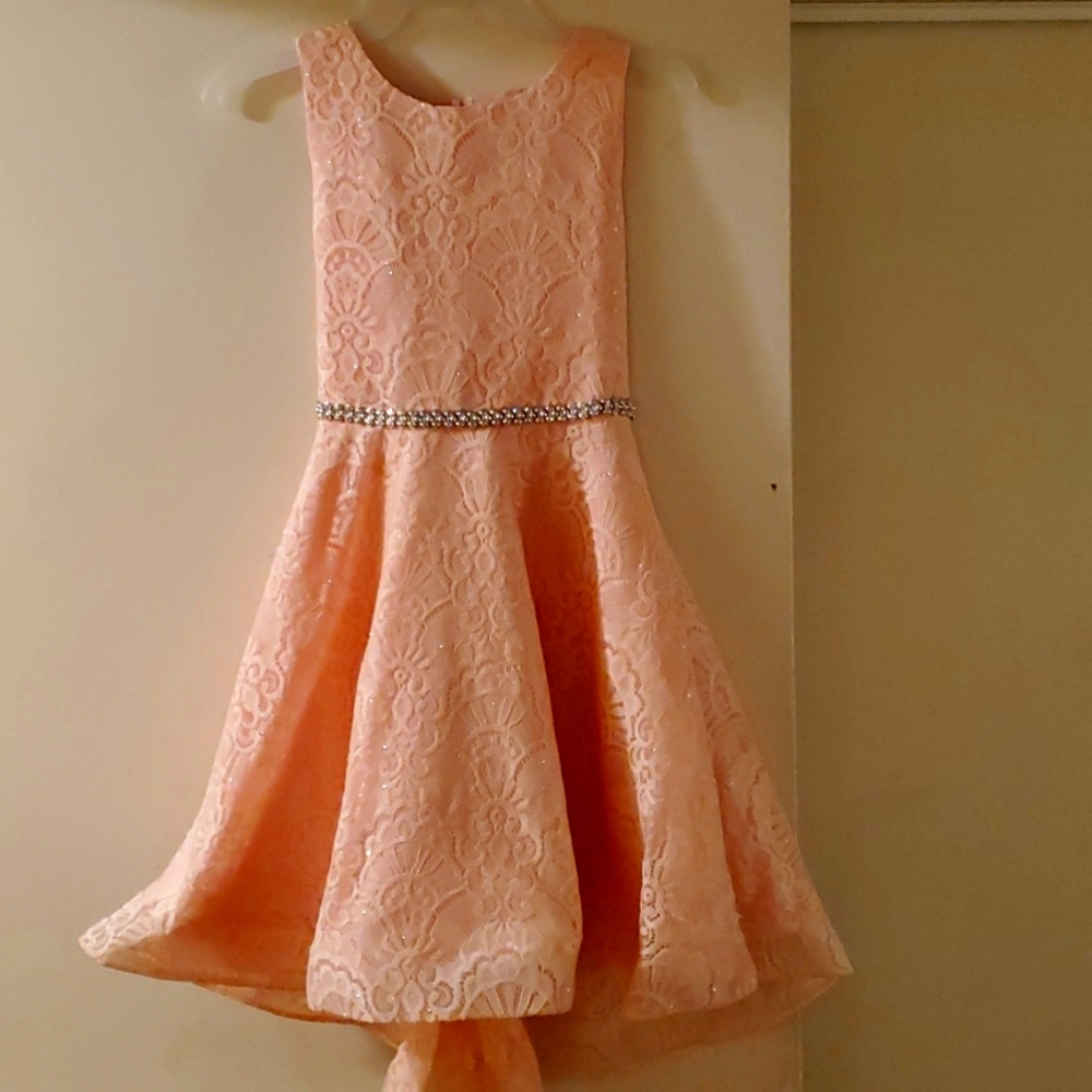 Girls dress